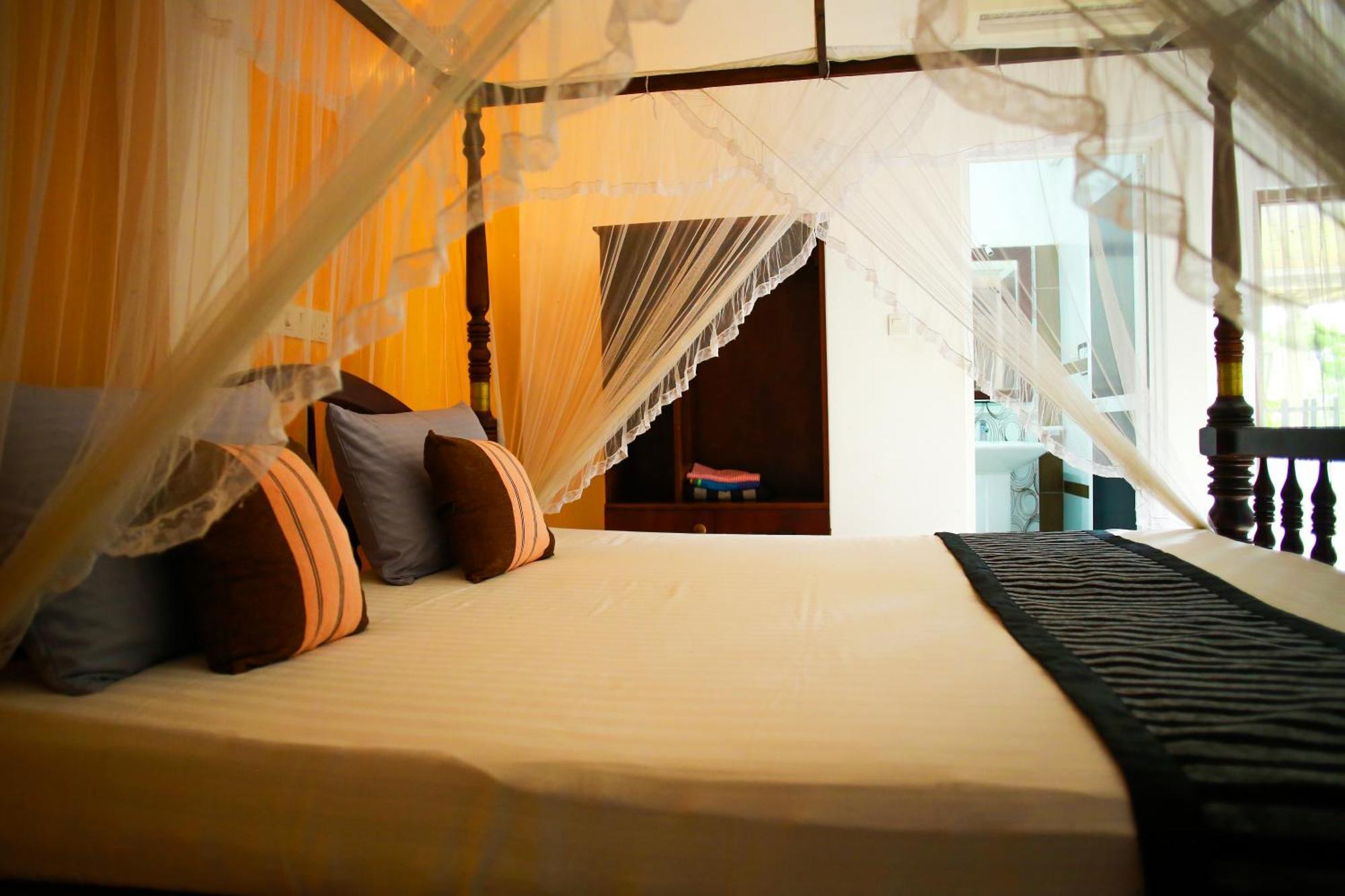 Isindu Sky Lodge Mirissa Bagian luar foto